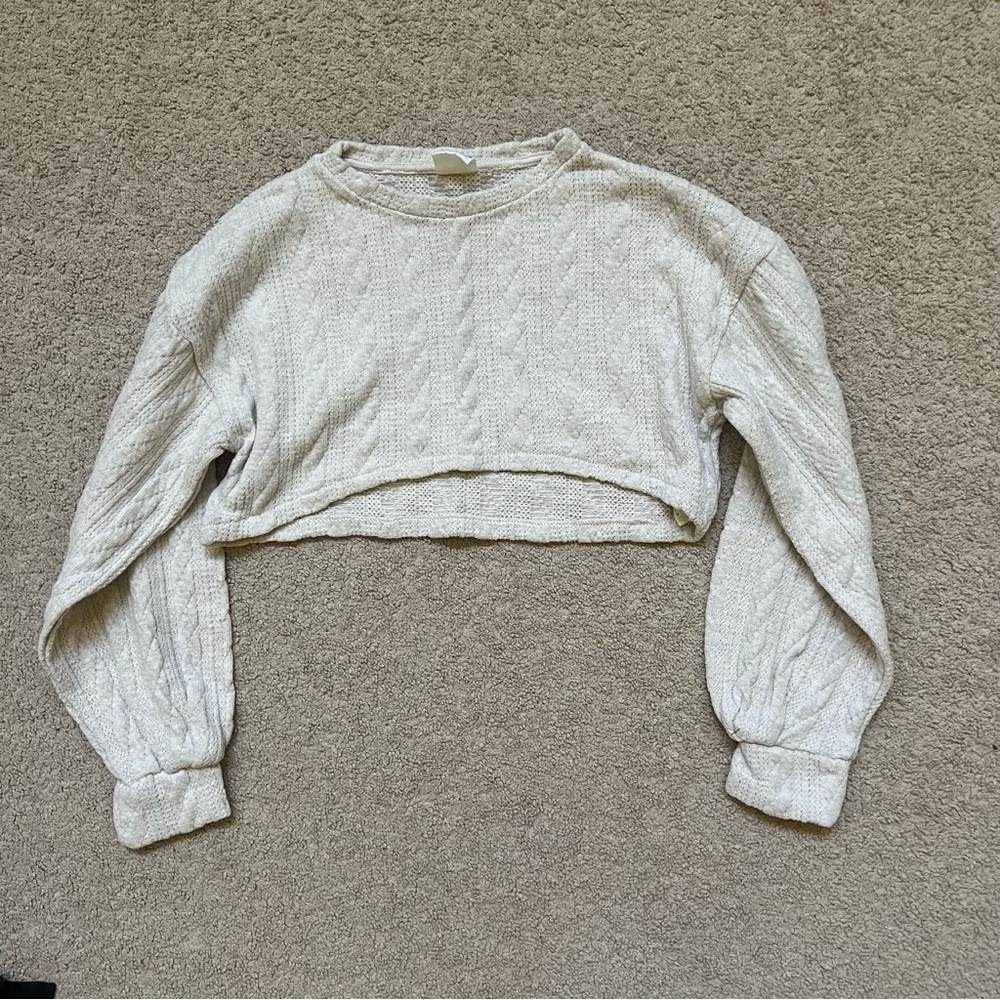 ZARA CROPPED SWEATER